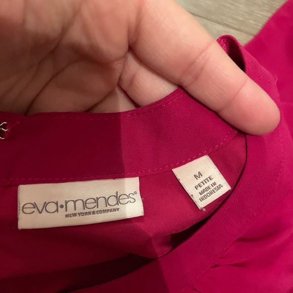 quarter length sleeve dress - Picture 3 of 3